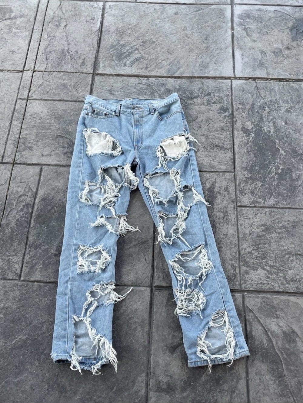 Distressed Ripped Jeans - Picture 2 of 2